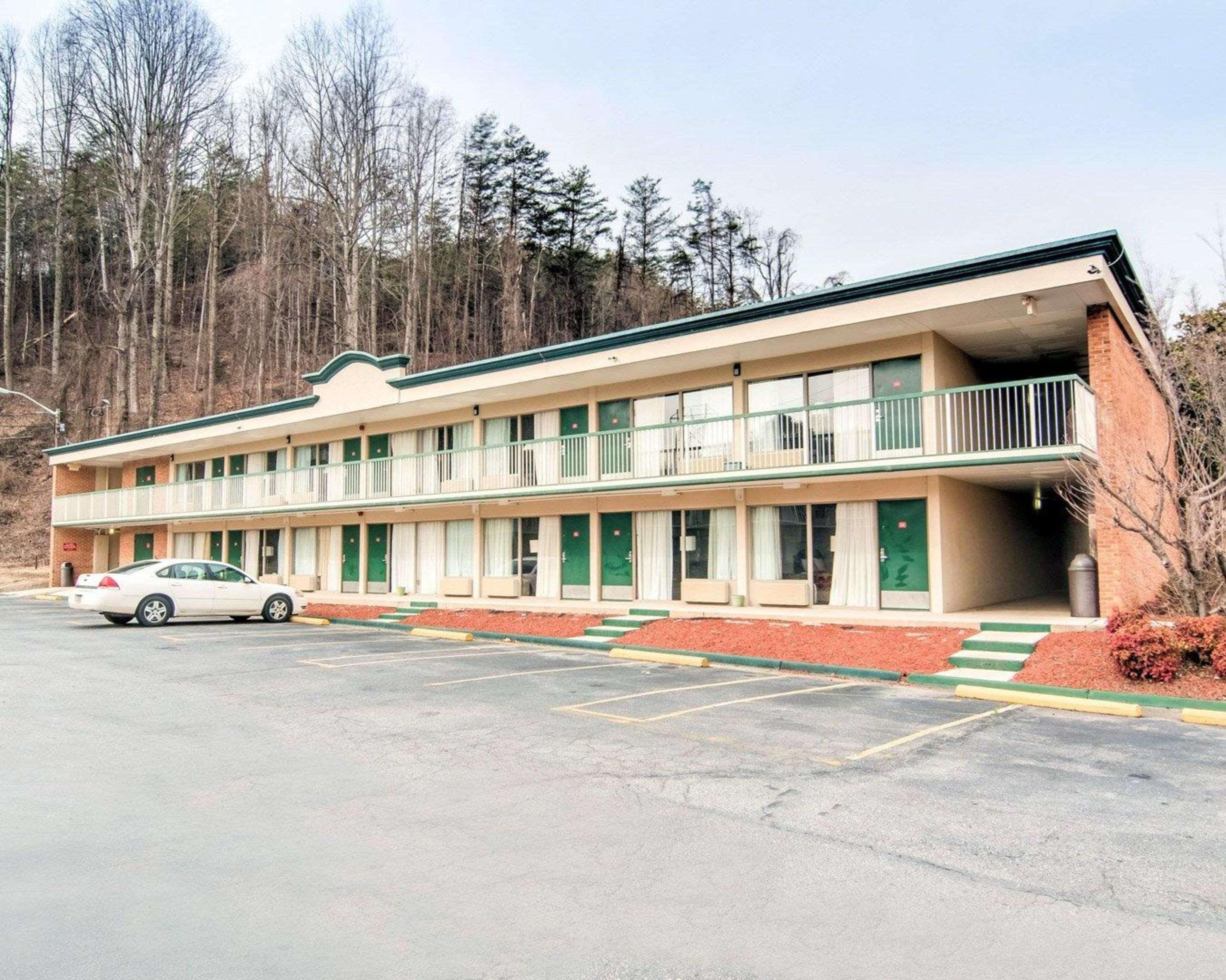 Econo Lodge Martinsville Extérieur photo